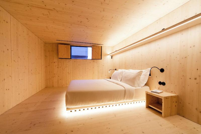 Zero Box Lodge Porto image