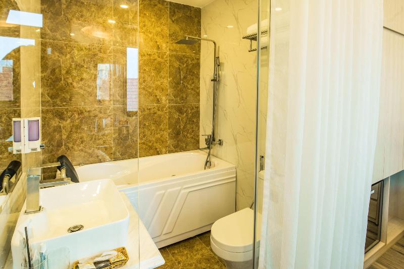 Golden Hotel image