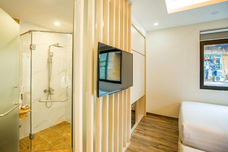Golden Hotel image