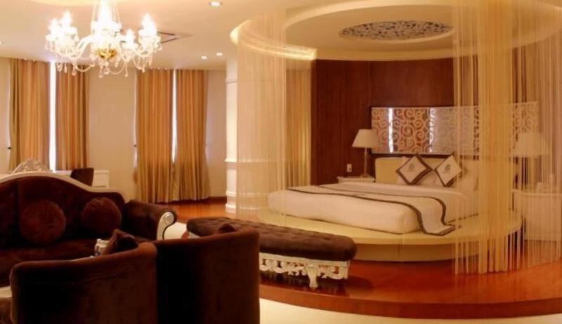 Viet Uc Hotel image