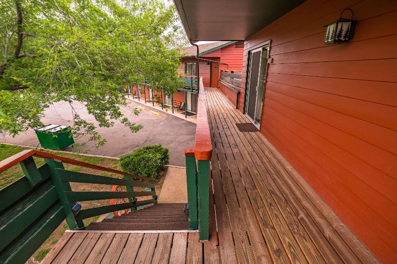 Discovery Lodge image