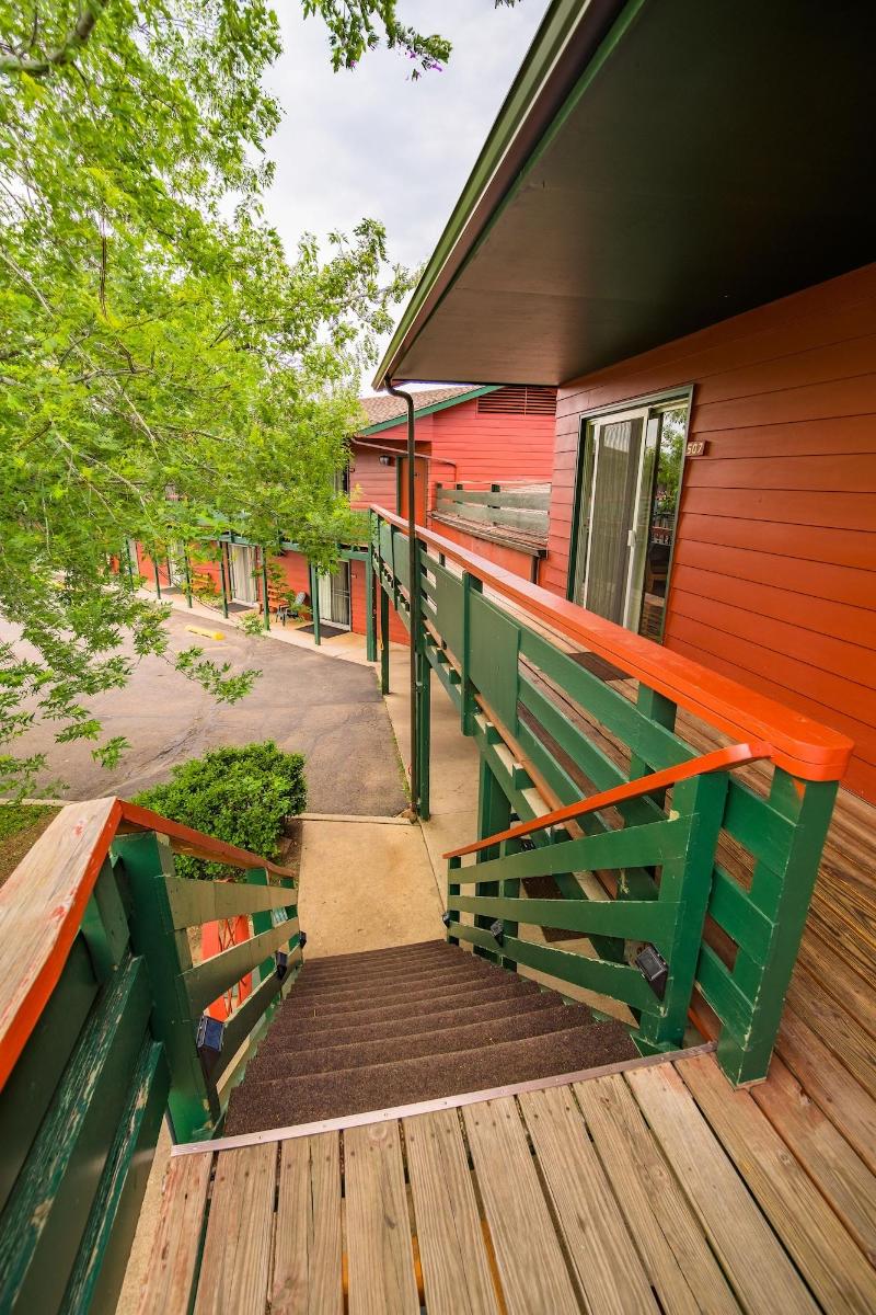 Discovery Lodge image