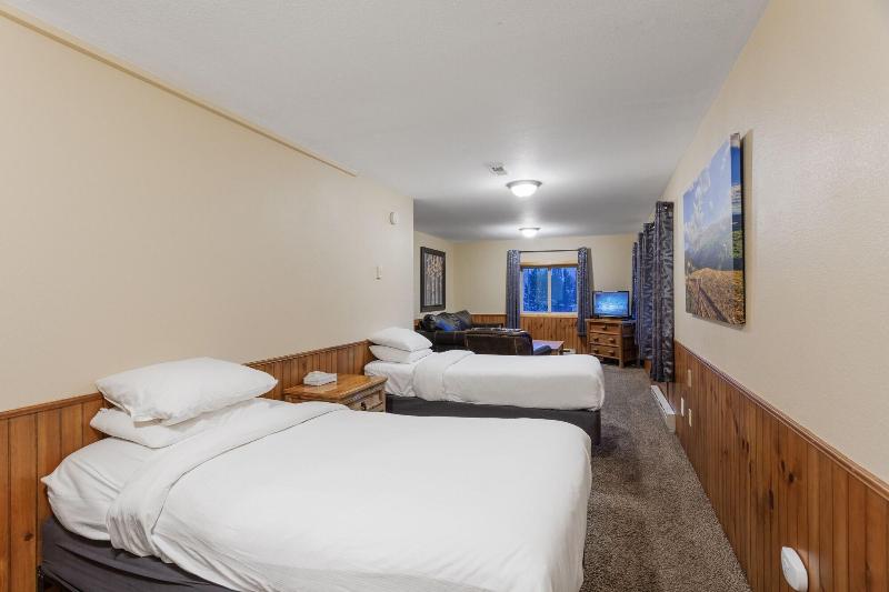 Discovery Lodge image