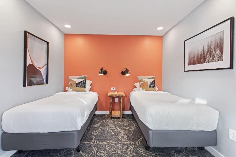 Discovery Lodge image