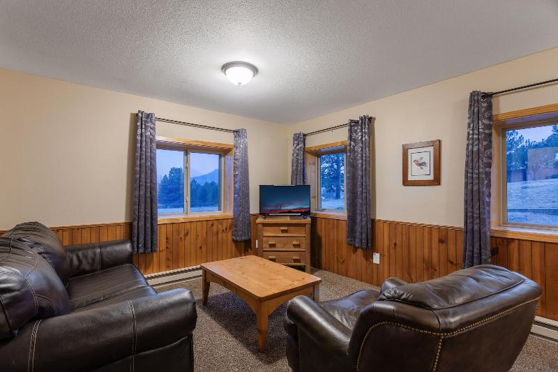 Discovery Lodge image