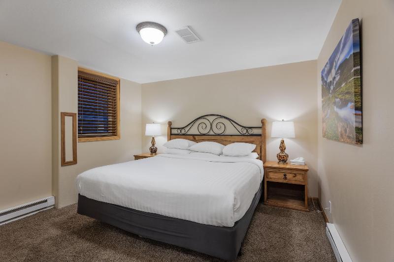 Discovery Lodge image