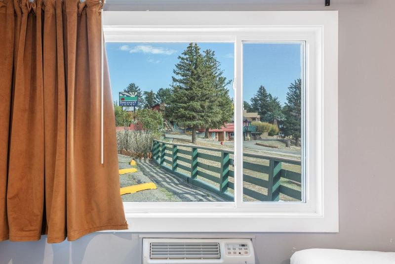 Discovery Lodge image