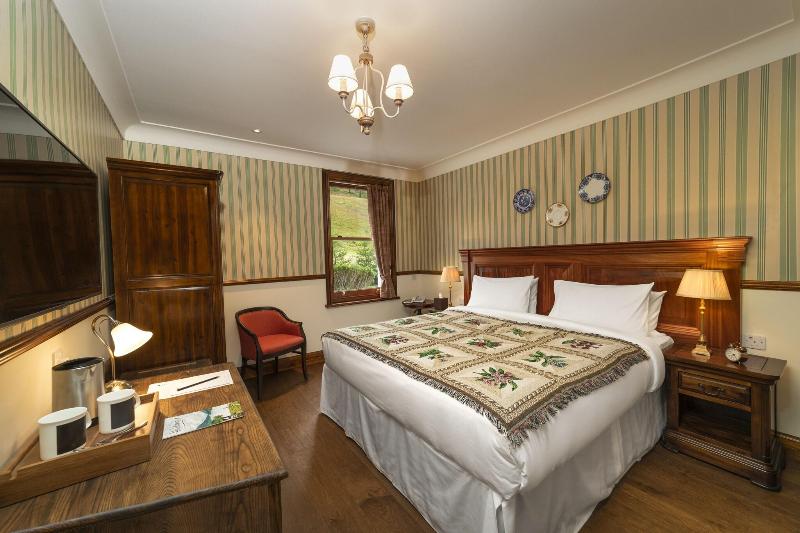The Whispering Pine Lodge image