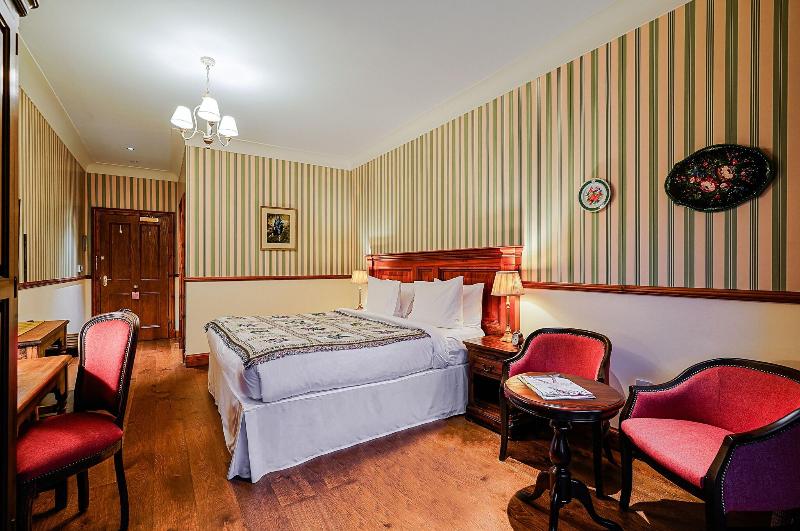 The Whispering Pine Lodge image