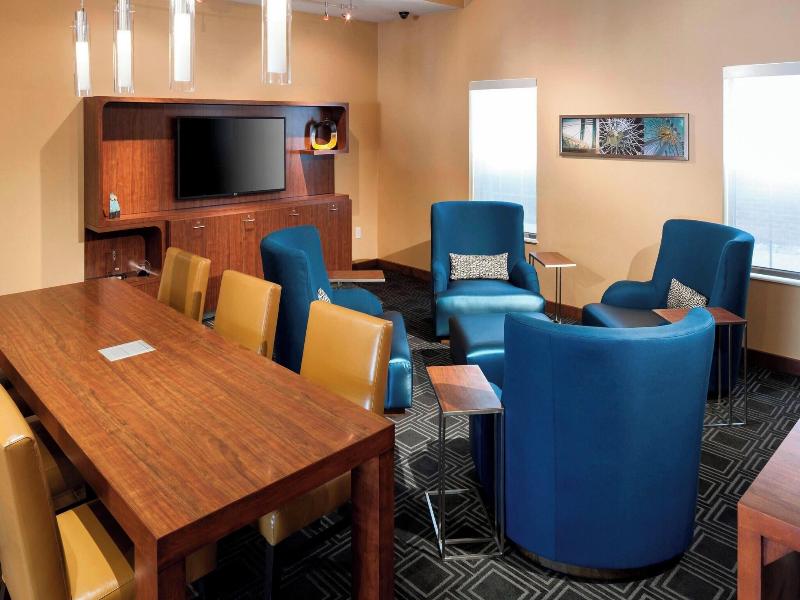 Towneplace Suites By Marriott Dallas Las Colinas image