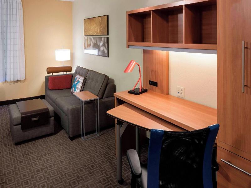 Towneplace Suites By Marriott Dallas Las Colinas image