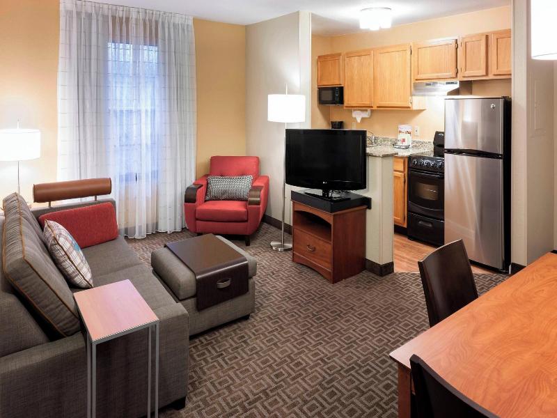 Towneplace Suites By Marriott Dallas Las Colinas image