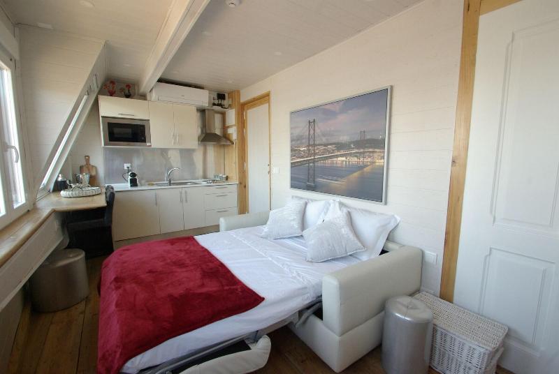 My Bairro Alto Suites image