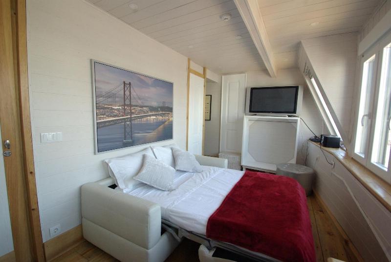 My Bairro Alto Suites image
