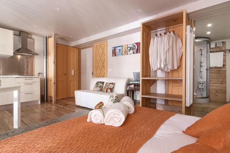 My Bairro Alto Suites image