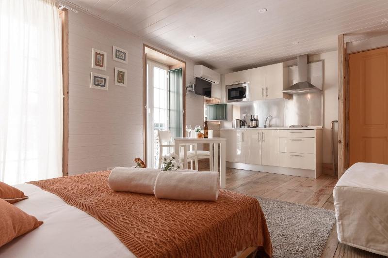 My Bairro Alto Suites image
