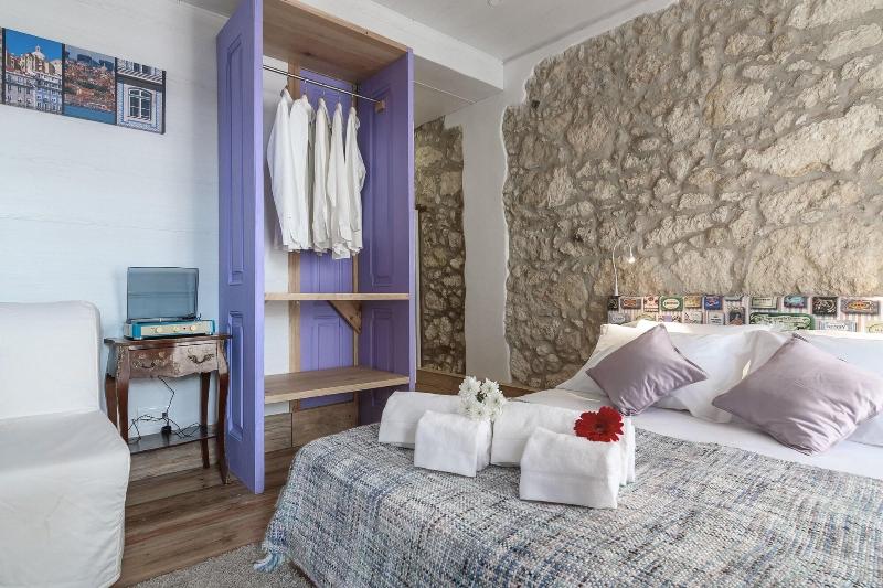 My Bairro Alto Suites image