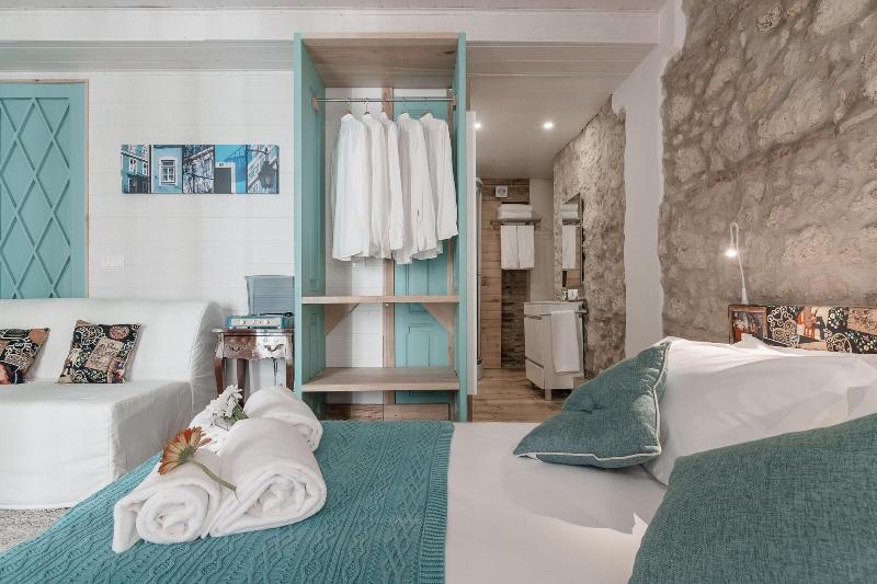 My Bairro Alto Suites image