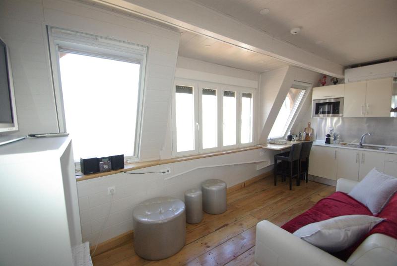 My Bairro Alto Suites image