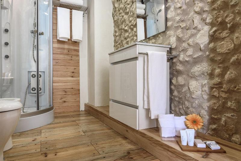 My Bairro Alto Suites image