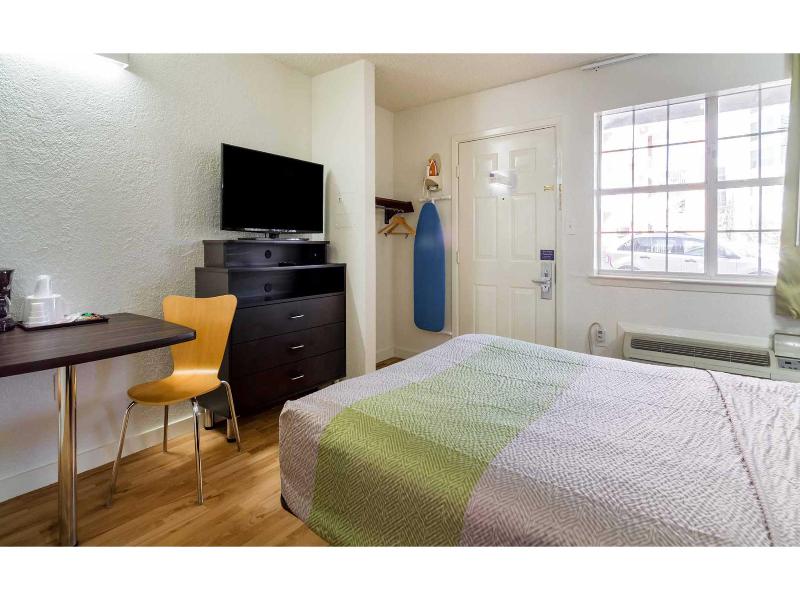 Studio 6 Plano, TX - Dallas - Plano Medical Center image