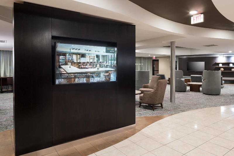Courtyard By Marriott West Orange image