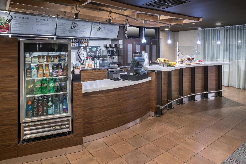Courtyard By Marriott West Orange image