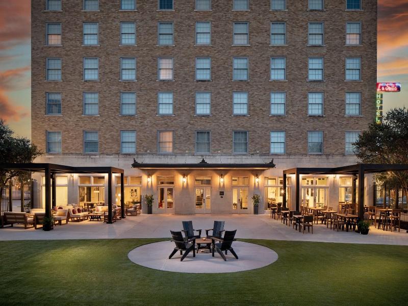 The LaSalle Hotel Bryan College Station Tribute 