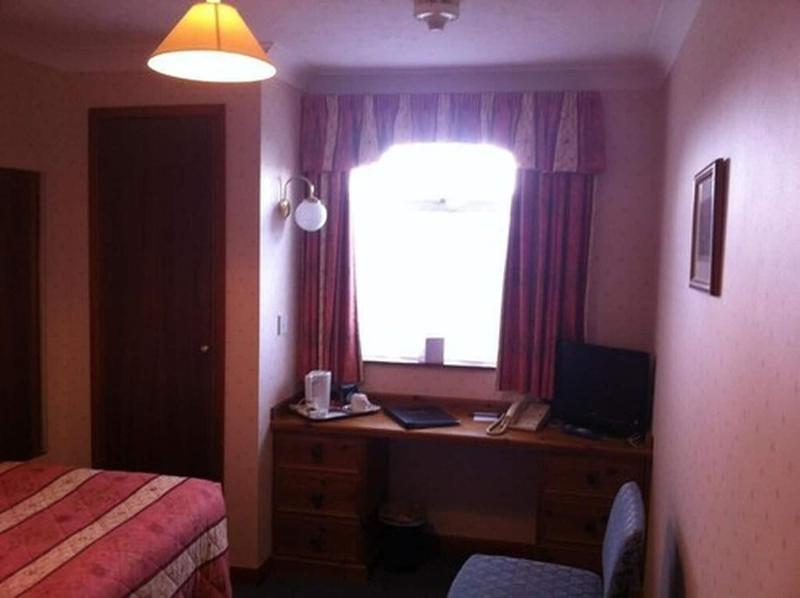 The Channel View Hotel image
