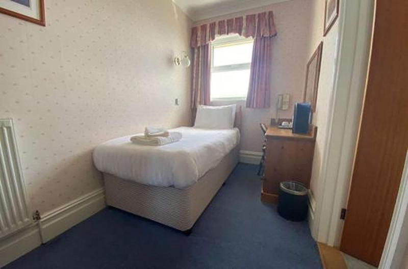 The Channel View Hotel image