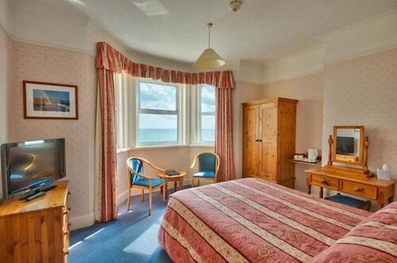 The Channel View Hotel image
