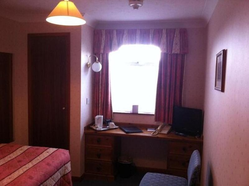 The Channel View Hotel image
