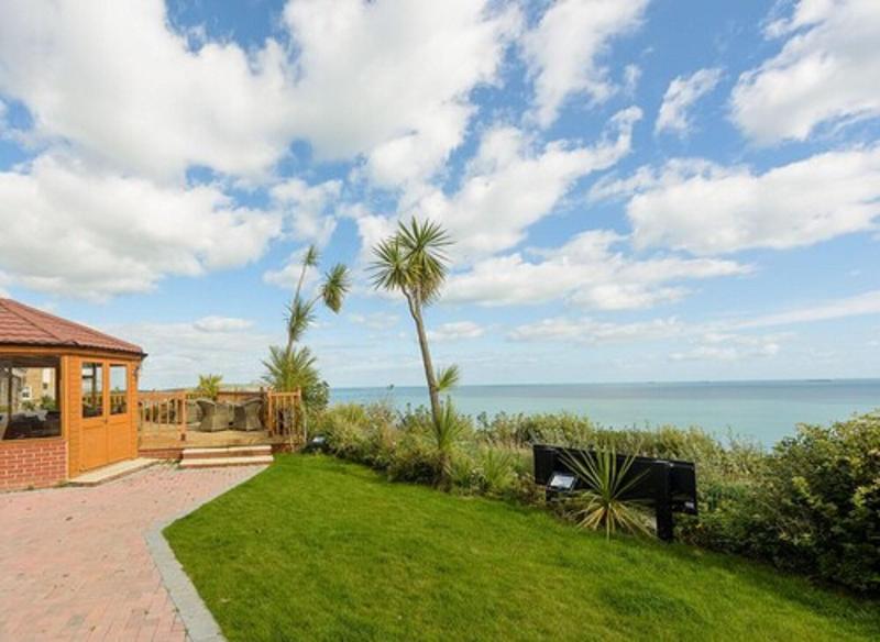 Villa Mentone Hotel image