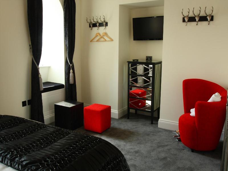 Ship Leopard Boutique Hotel image