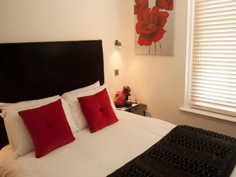 Ship Leopard Boutique Hotel image