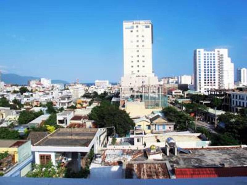Danang Han River Hotel image