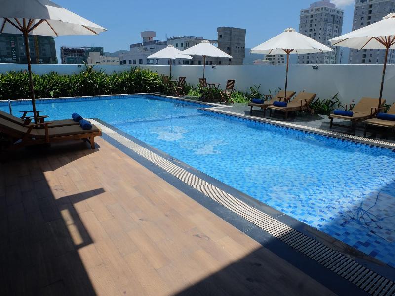 Danang Han River Hotel image