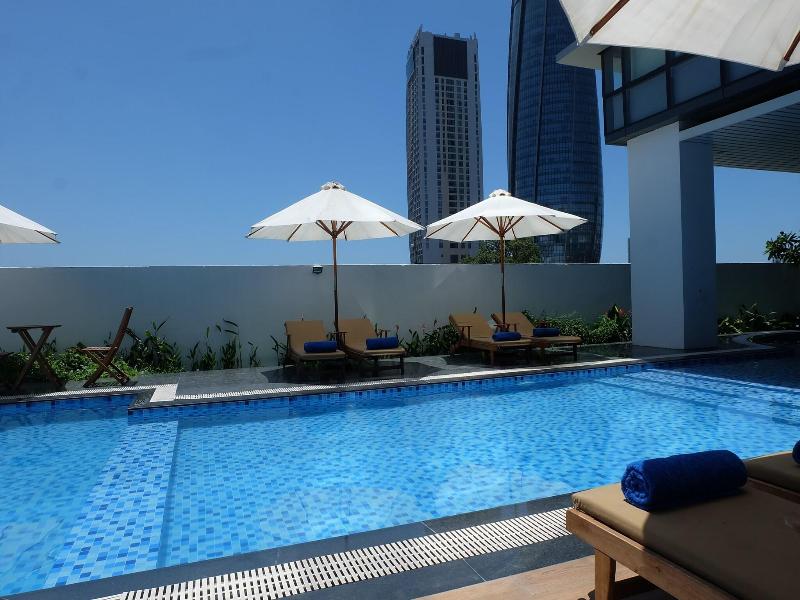 Danang Han River Hotel image