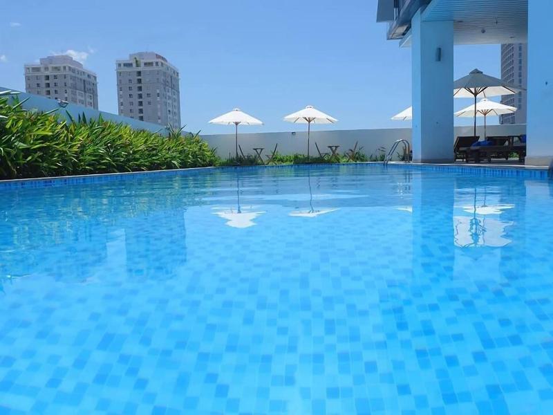 Danang Han River Hotel image