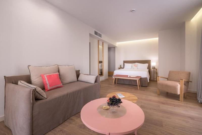 Glow Boutique Hotel & Suites image