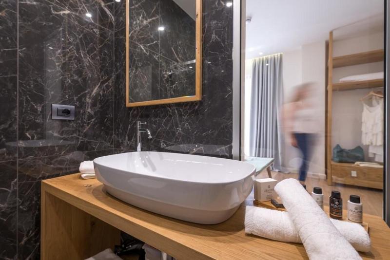 Glow Boutique Hotel & Suites image