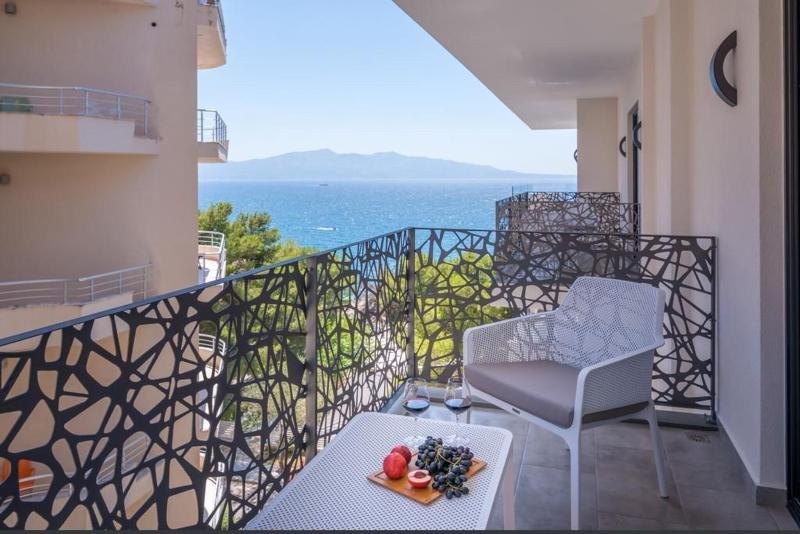 Glow Boutique Hotel & Suites image