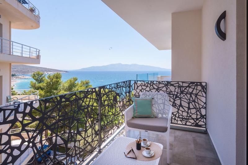 Glow Boutique Hotel & Suites image
