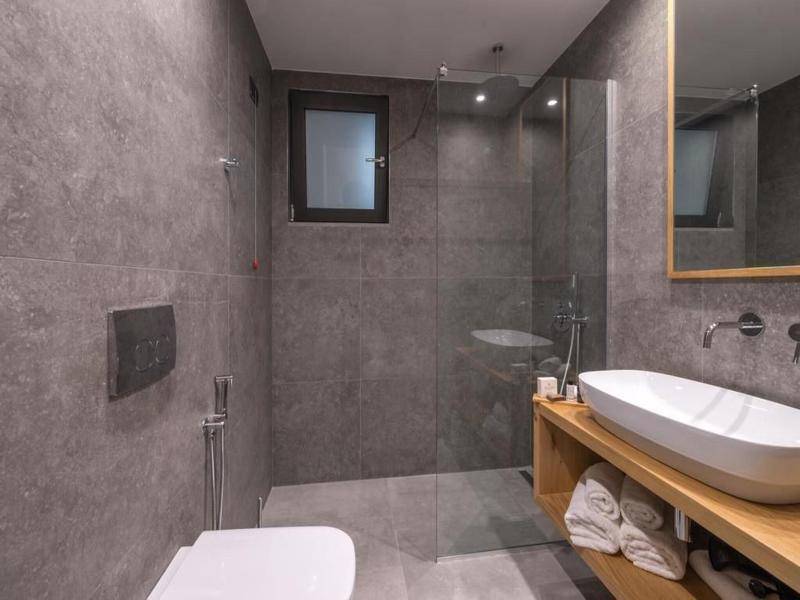 Glow Boutique Hotel & Suites image