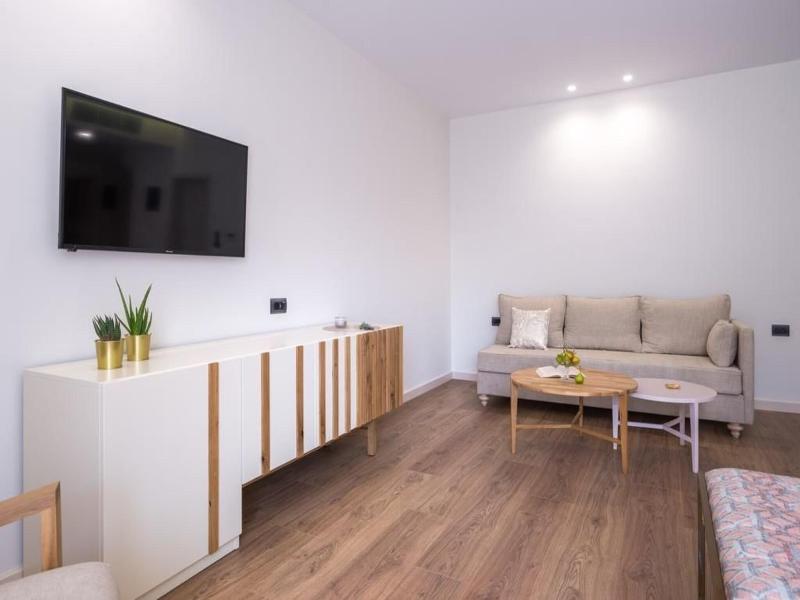 Glow Boutique Hotel & Suites image