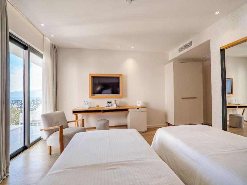 Glow Boutique Hotel & Suites image