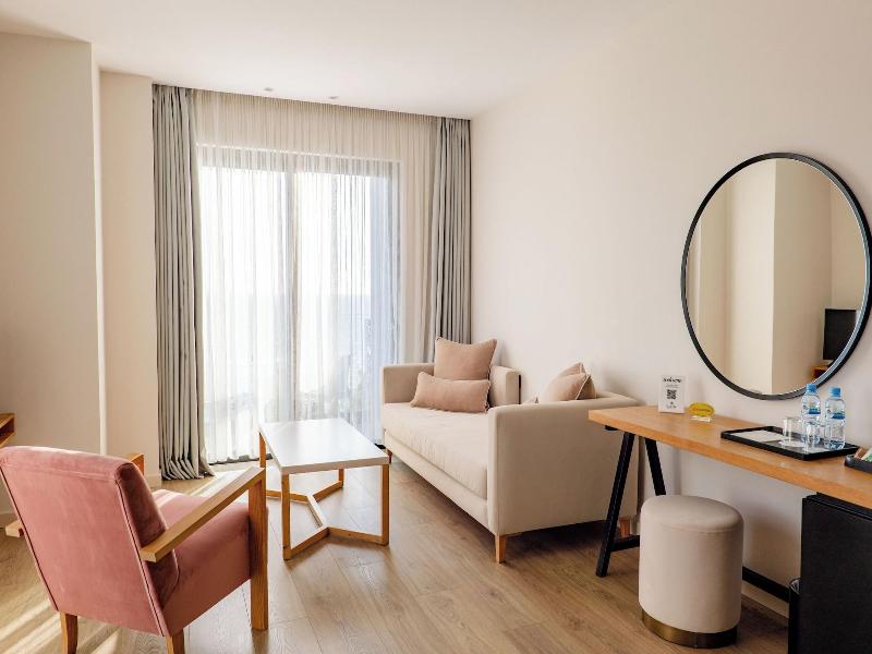 Glow Boutique Hotel & Suites image