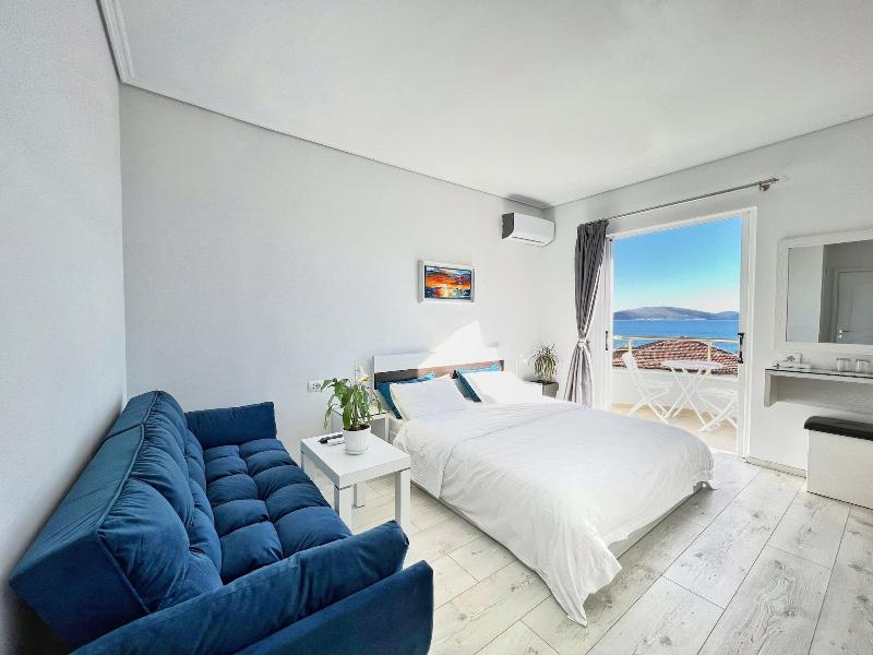 Hotel Joan image