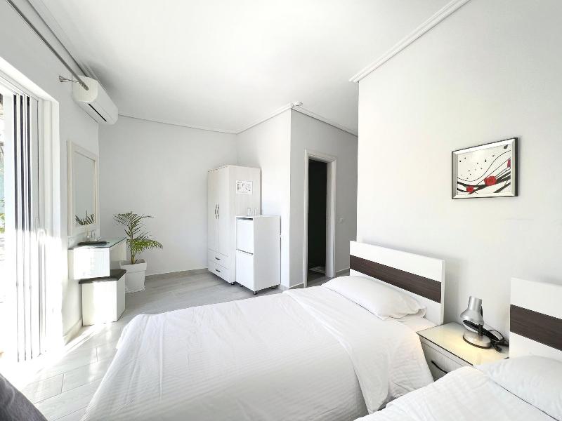 Hotel Joan image