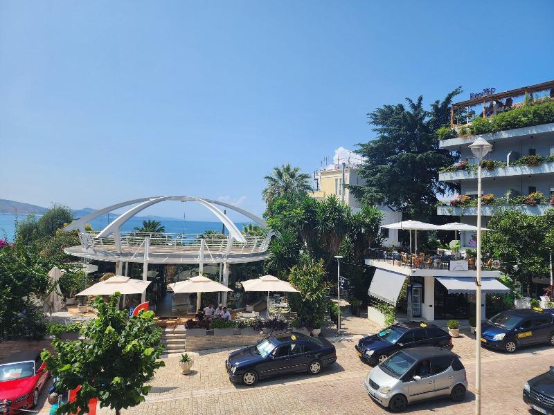 Hotel Joan image